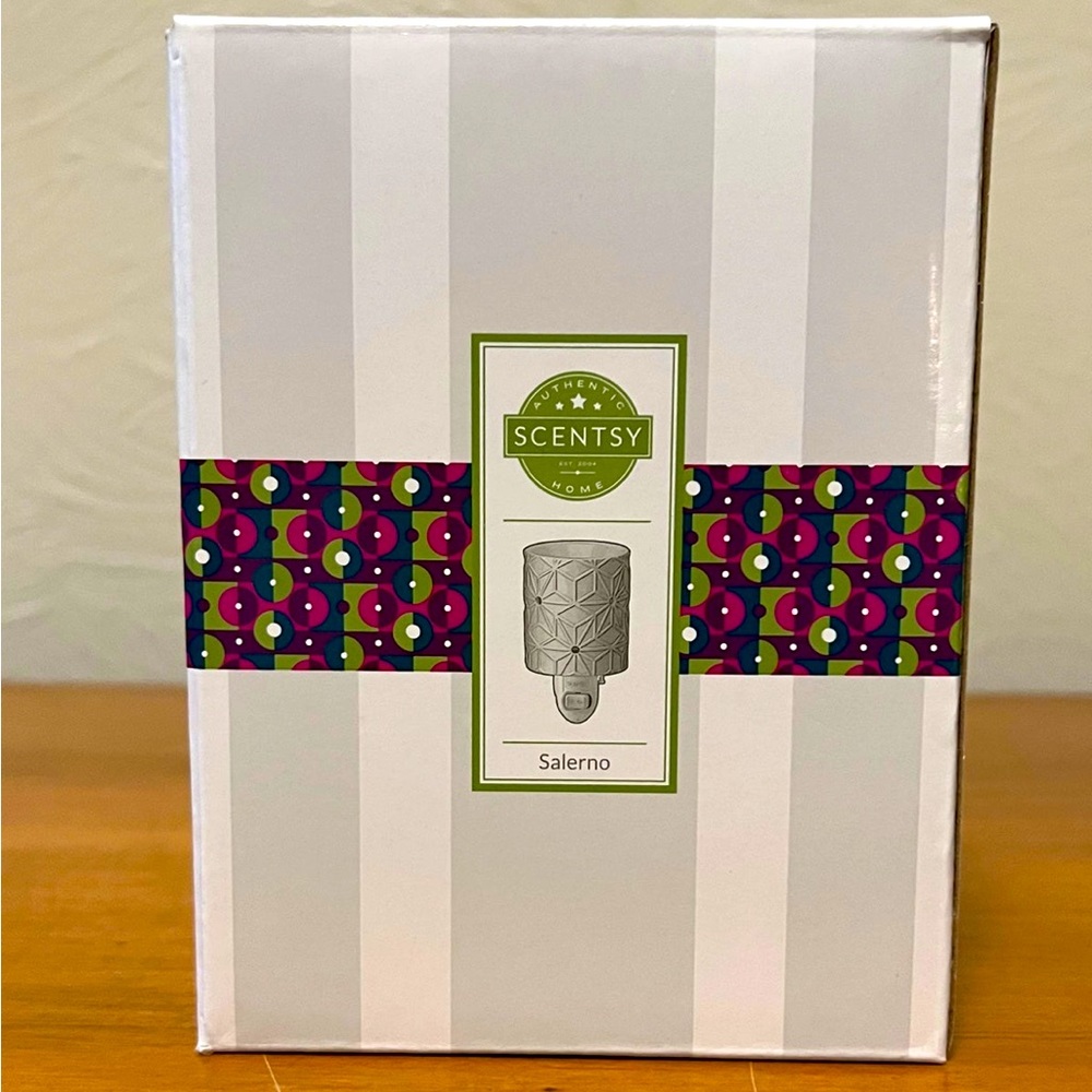 Scentsy Salerno Mini Warmer.